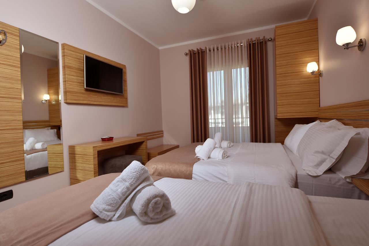 Hotel Pandora Residence Tirana Exteriör bild