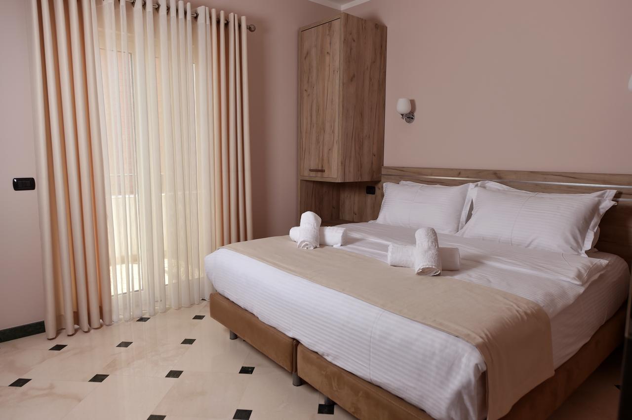 Hotel Pandora Residence Tirana Exteriör bild