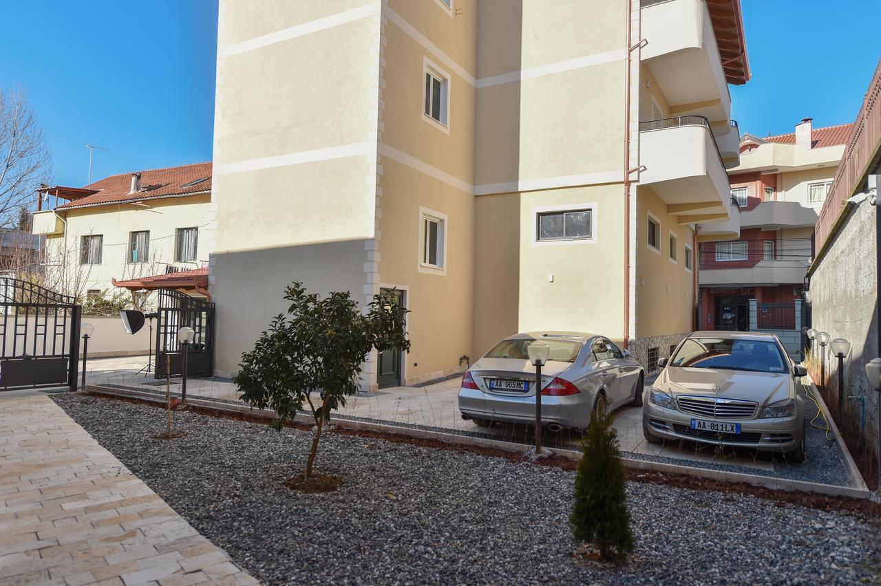 Hotel Pandora Residence Tirana Exteriör bild