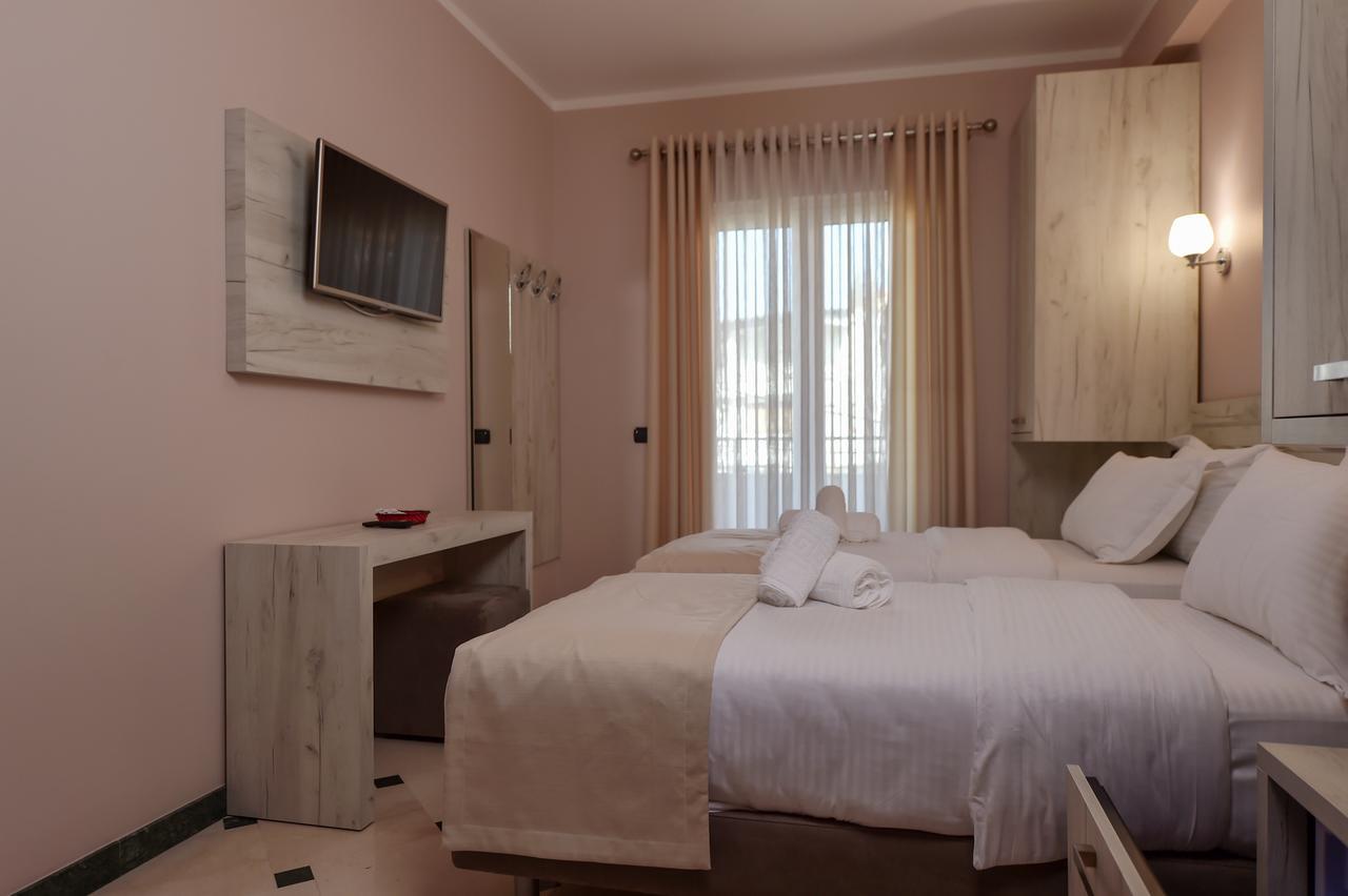 Hotel Pandora Residence Tirana Exteriör bild